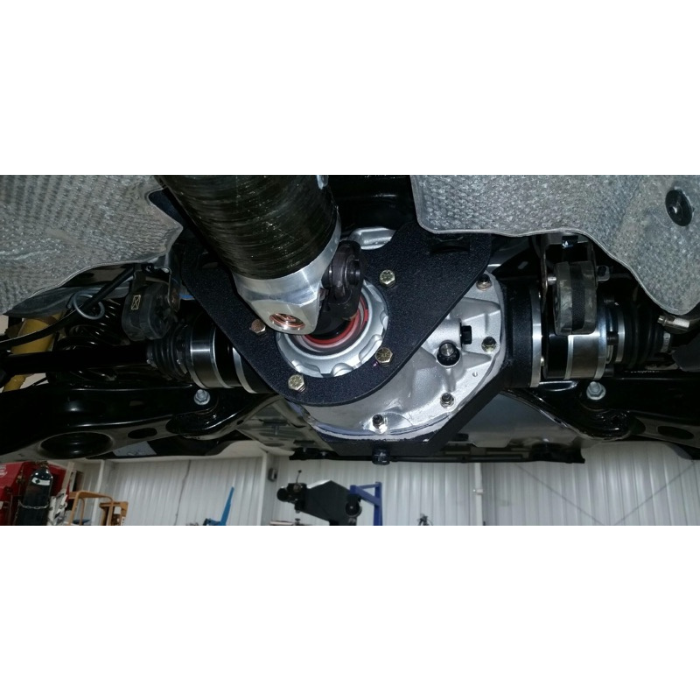 DSS 2015+ Challenger Scat Pack / SRT (NON-HELLCAT) 8-Speed Automatic (HP70) 9” IRS Direct Bolt-In Rear Conversion Kit – Includes Housing / Axles / Carbon Fibre Driveshaft